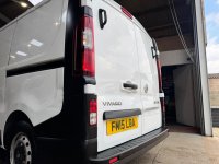 VAUXHALL VIVARO