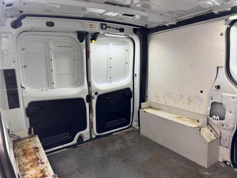 VAUXHALL VIVARO