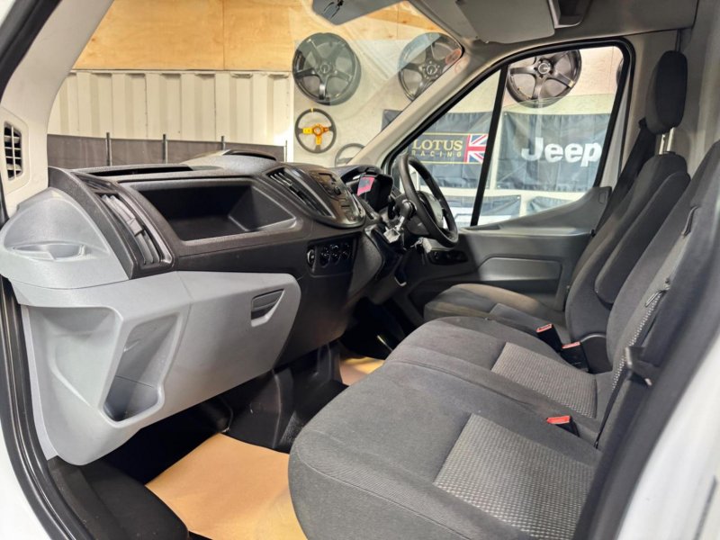 FORD TRANSIT