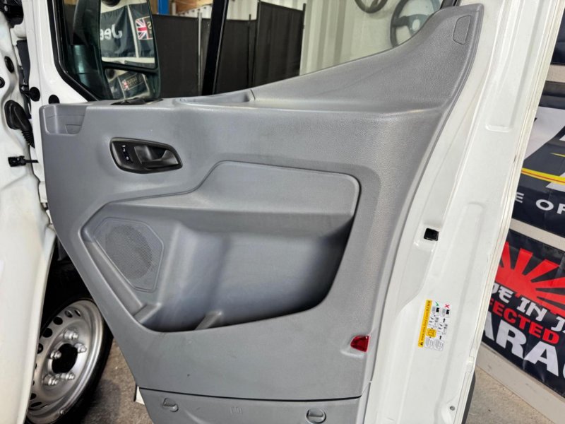 FORD TRANSIT