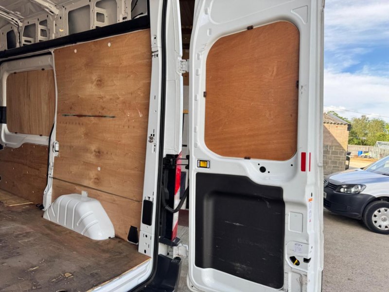 FORD TRANSIT