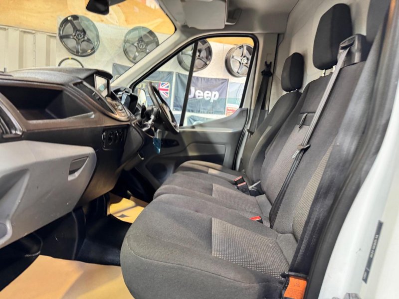 FORD TRANSIT