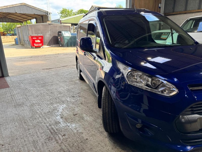 FORD TRANSIT CONNECT