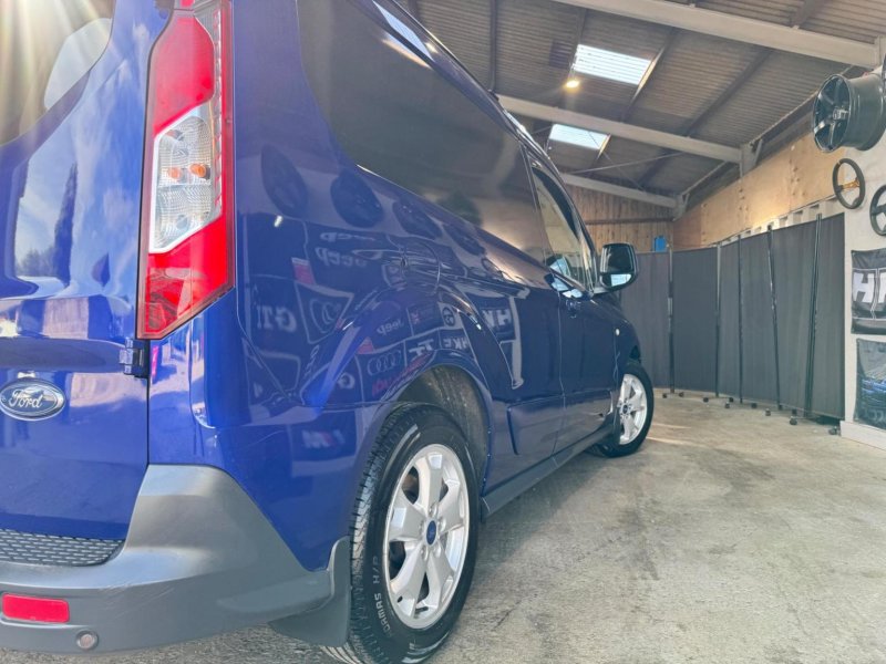 FORD TRANSIT CONNECT