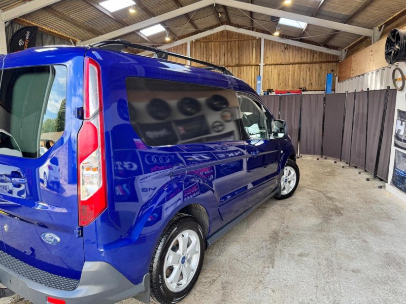 FORD TRANSIT CONNECT
