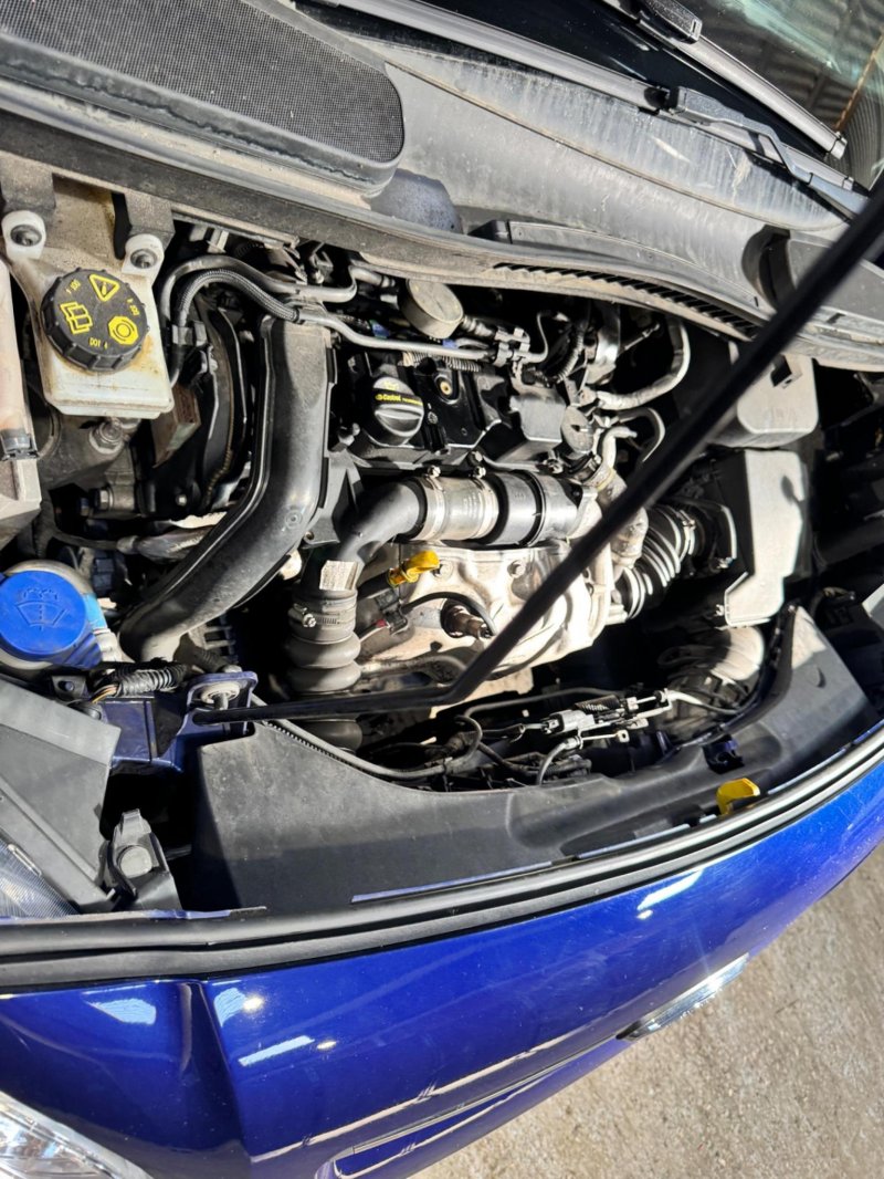 FORD TRANSIT CONNECT