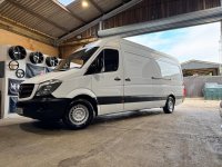 MERCEDES-BENZ SPRINTER