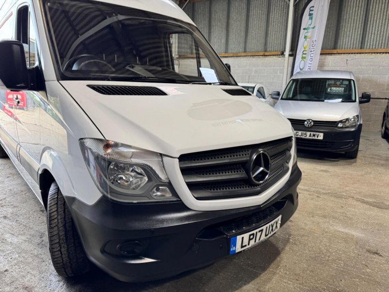 MERCEDES-BENZ SPRINTER