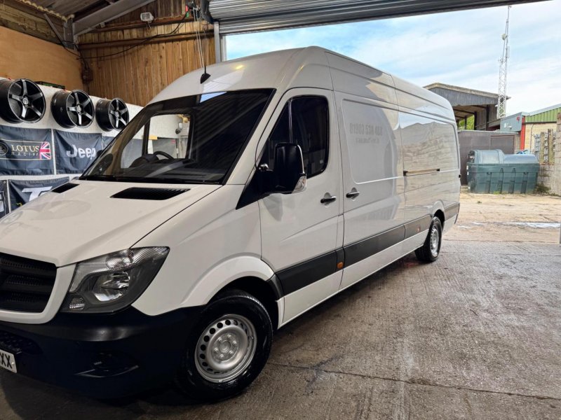 MERCEDES-BENZ SPRINTER