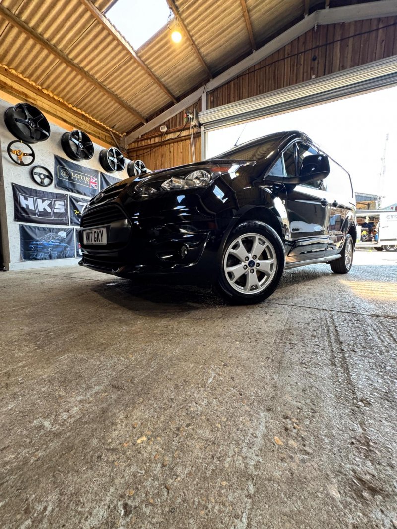 FORD TRANSIT CONNECT