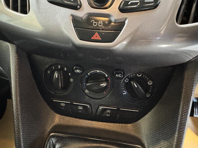 FORD TRANSIT CONNECT