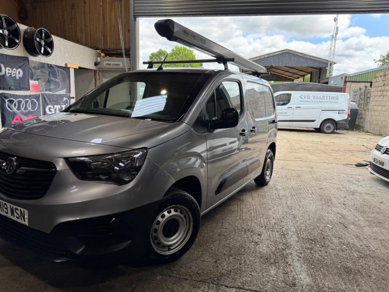 VAUXHALL COMBO