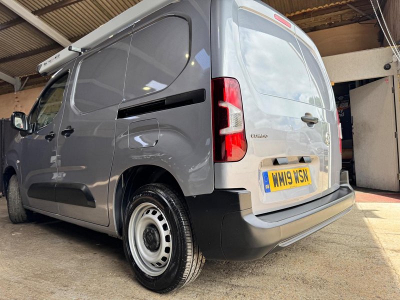 VAUXHALL COMBO