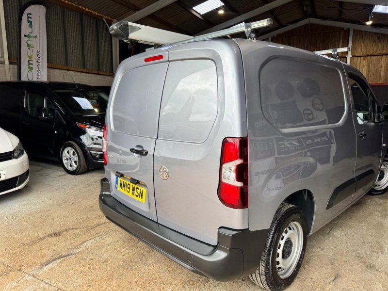 VAUXHALL COMBO