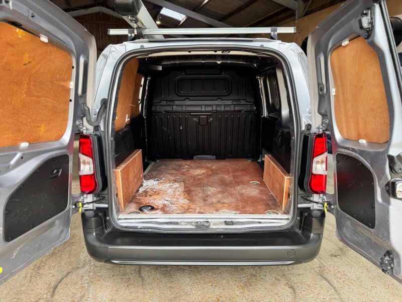 VAUXHALL COMBO