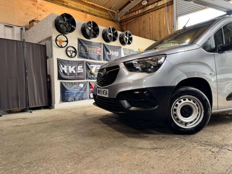 VAUXHALL COMBO