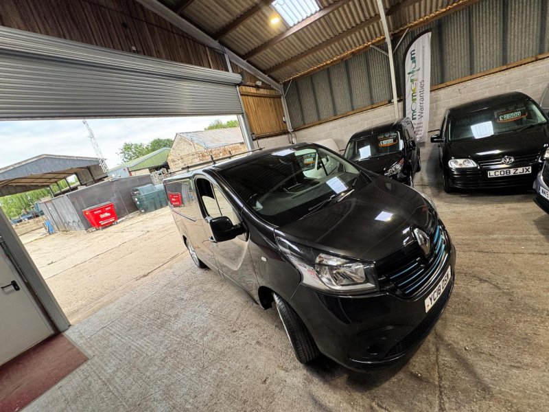RENAULT TRAFIC