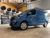 VAUXHALL VIVARO