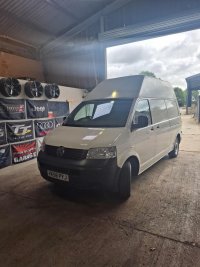 VOLKSWAGEN TRANSPORTER