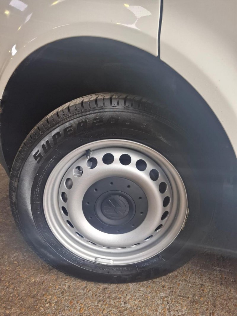 VOLKSWAGEN TRANSPORTER