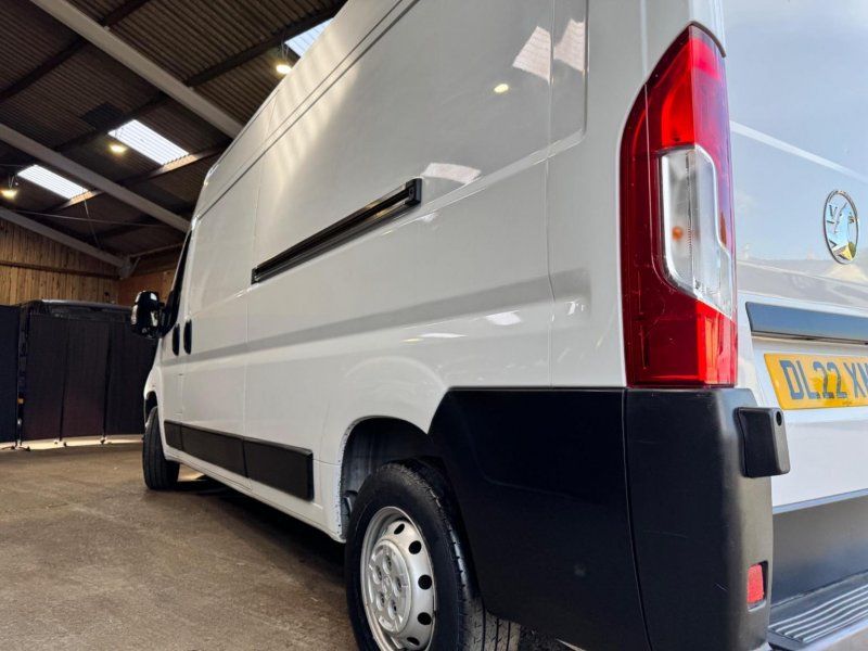 VAUXHALL MOVANO