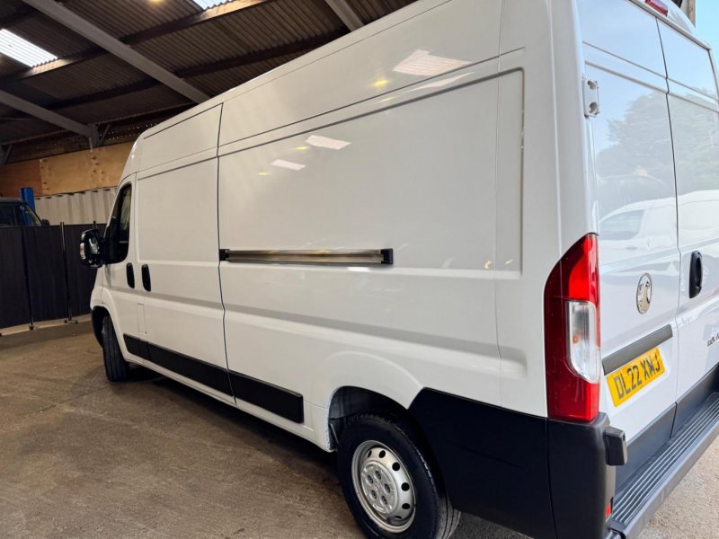 VAUXHALL MOVANO