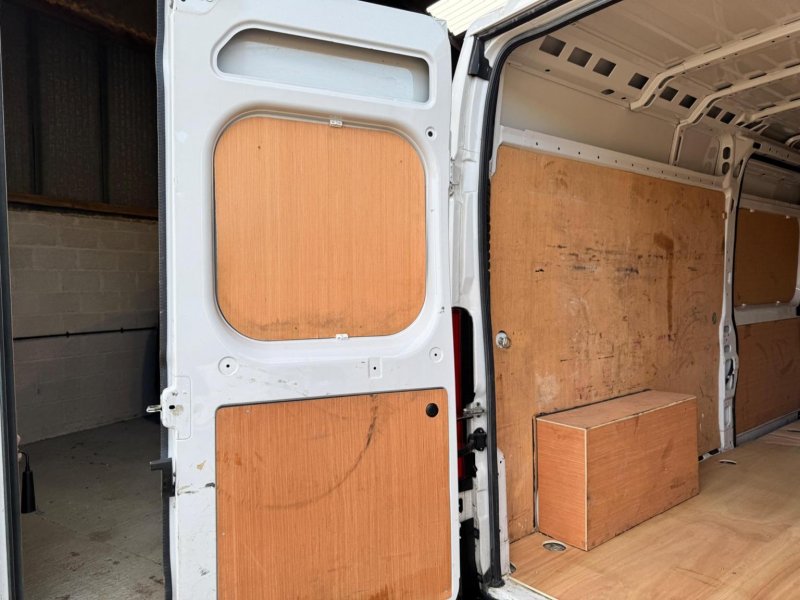 VAUXHALL MOVANO