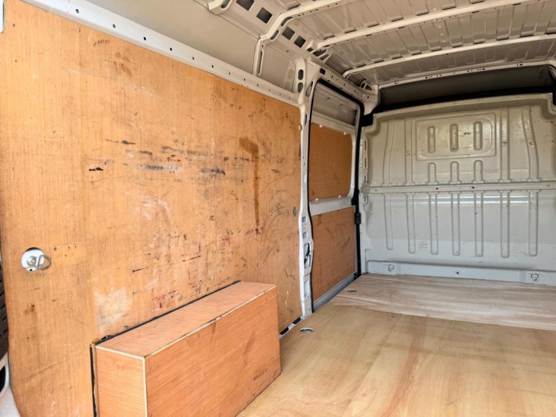 VAUXHALL MOVANO