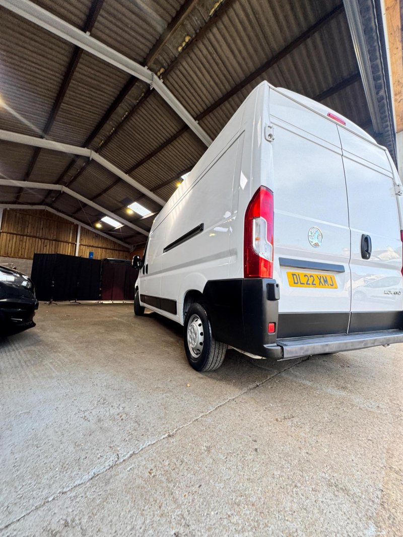 VAUXHALL MOVANO