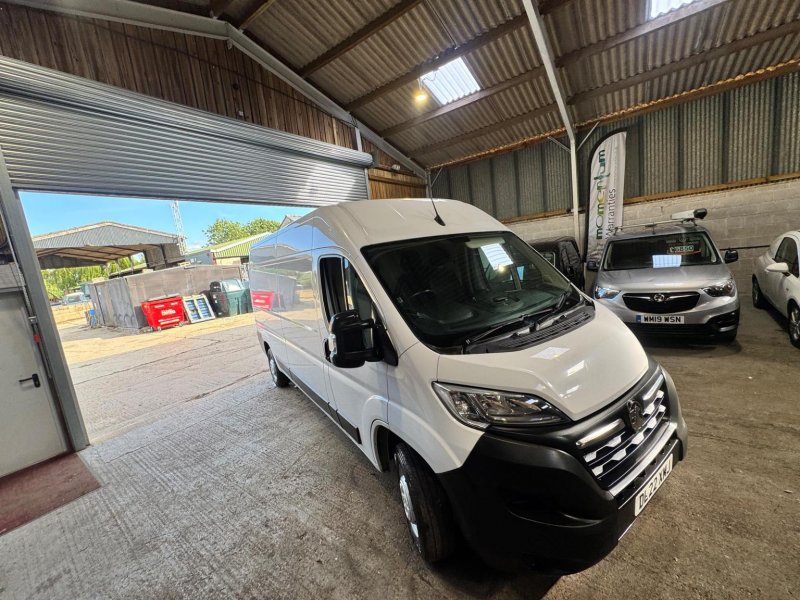 VAUXHALL MOVANO