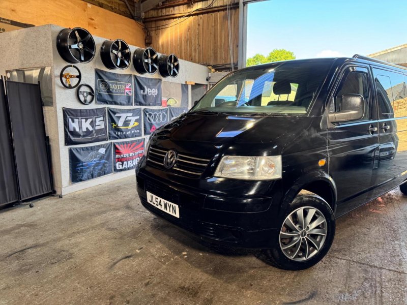 VOLKSWAGEN TRANSPORTER
