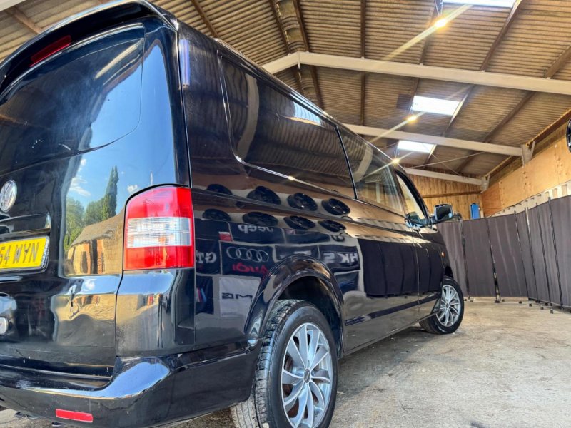 VOLKSWAGEN TRANSPORTER
