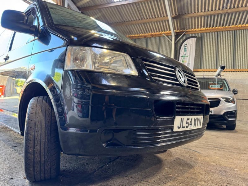 VOLKSWAGEN TRANSPORTER