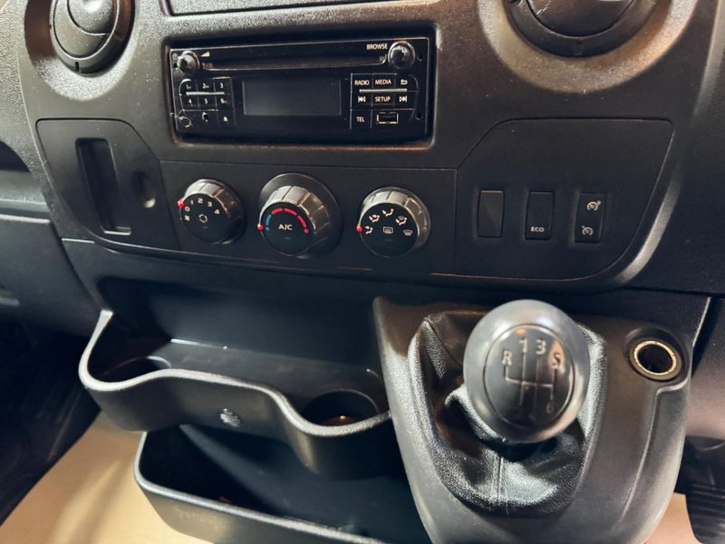 VAUXHALL MOVANO