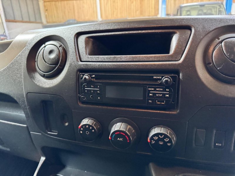 VAUXHALL MOVANO