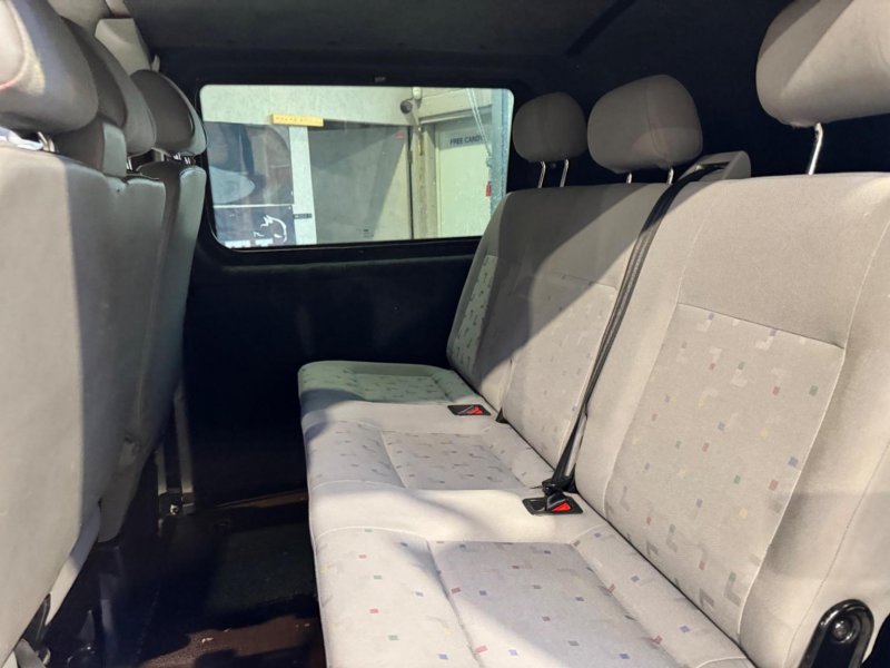 VOLKSWAGEN TRANSPORTER