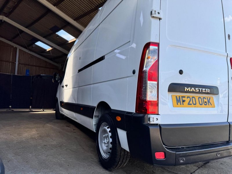 RENAULT MASTER