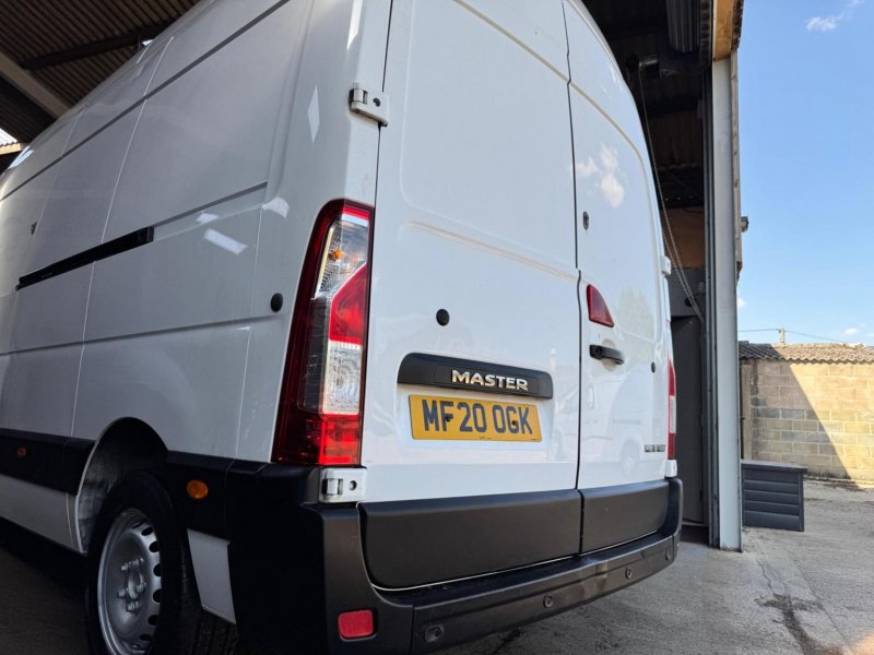 RENAULT MASTER