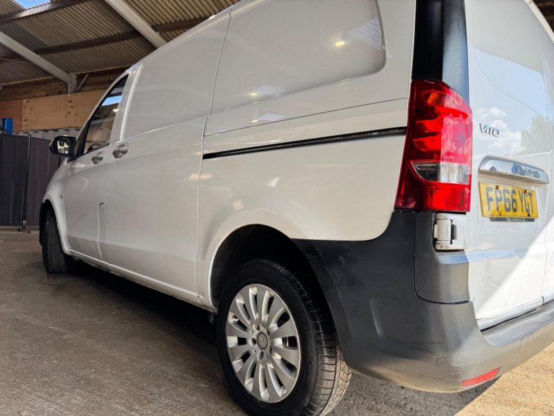 MERCEDES-BENZ VITO