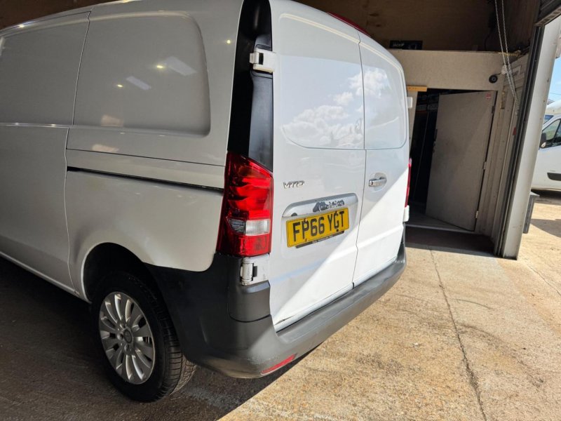 MERCEDES-BENZ VITO