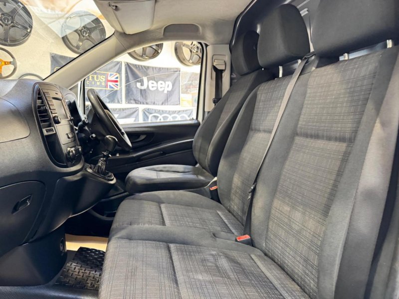 MERCEDES-BENZ VITO