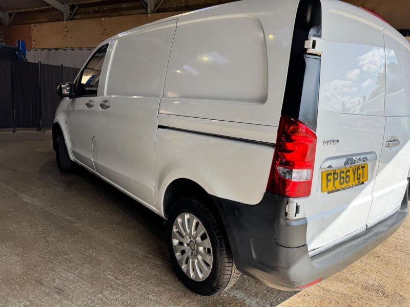 MERCEDES-BENZ VITO