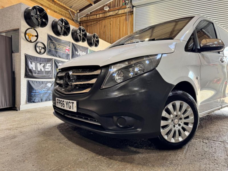 MERCEDES-BENZ VITO