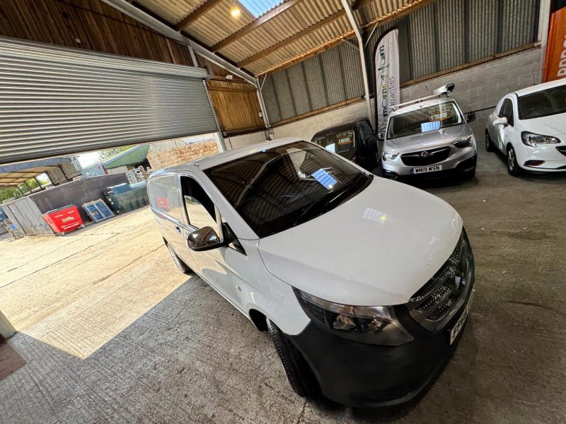 MERCEDES-BENZ VITO