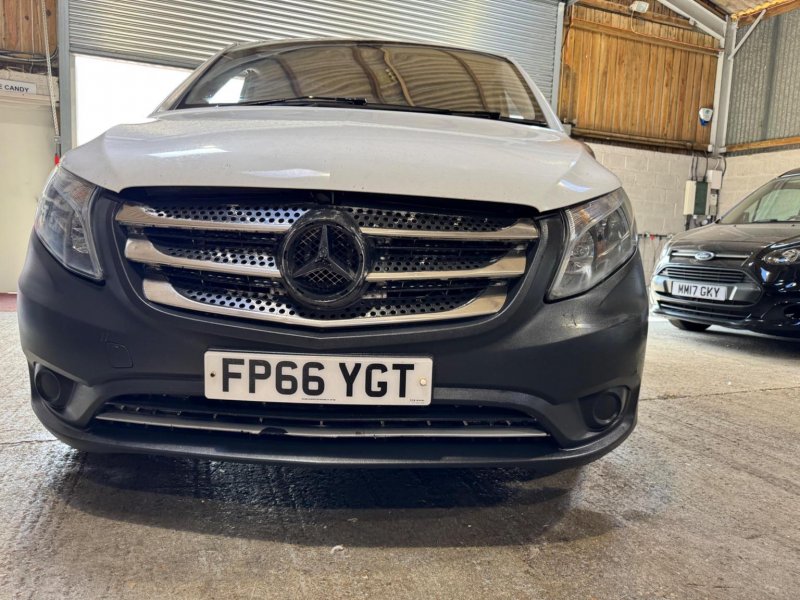 MERCEDES-BENZ VITO