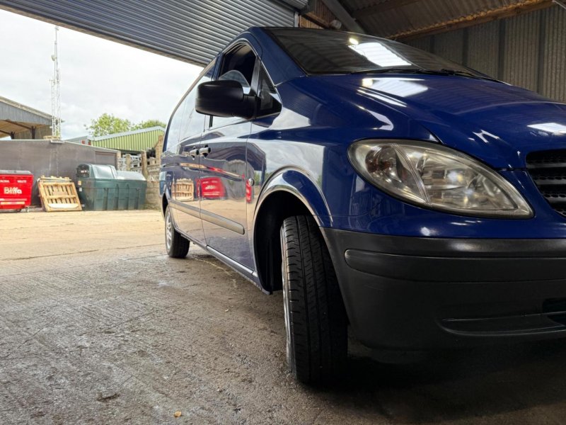 MERCEDES-BENZ VITO