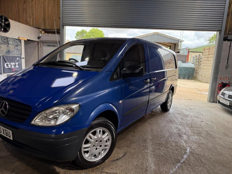 MERCEDES-BENZ VITO
