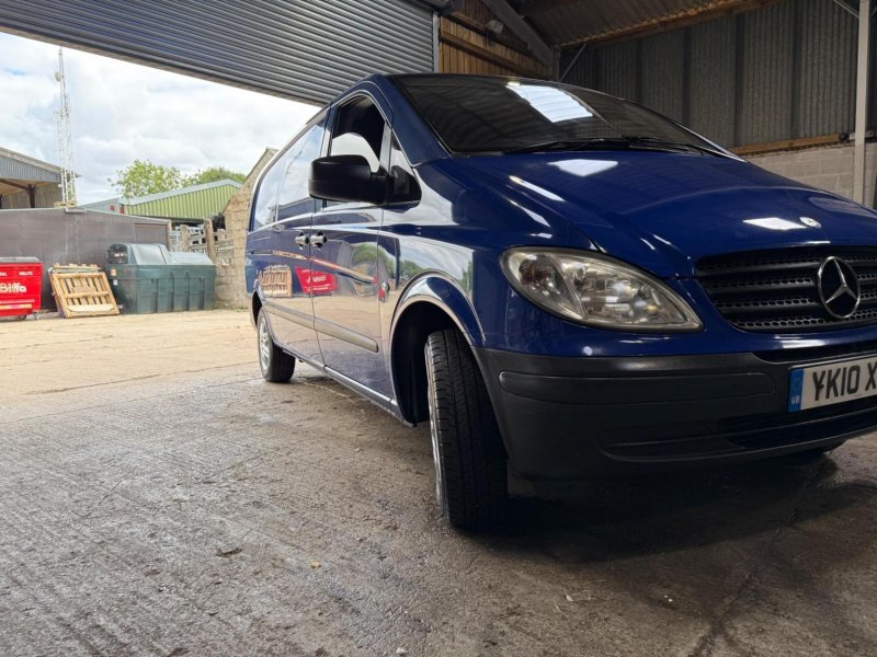 MERCEDES-BENZ VITO