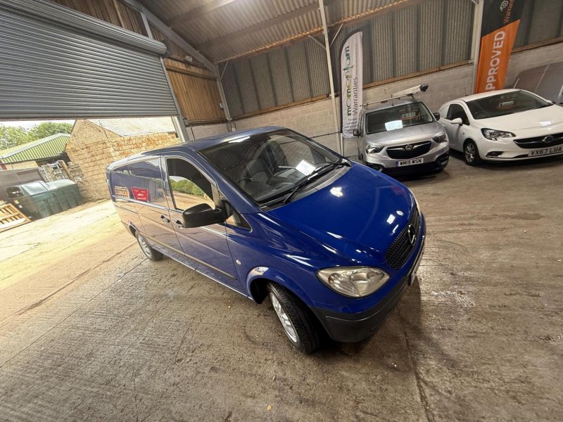 MERCEDES-BENZ VITO