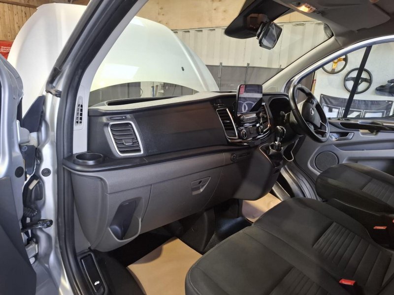FORD TRANSIT CUSTOM